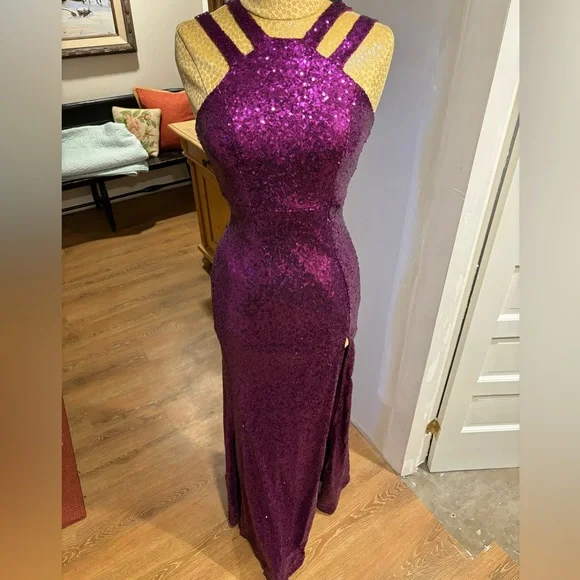 Honey and Rosie | Dresses | Honey And Rosie Sequin Long Dress | Poshmark